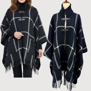 London Fog Plaid Ruana Cape Black White Toggle OS
